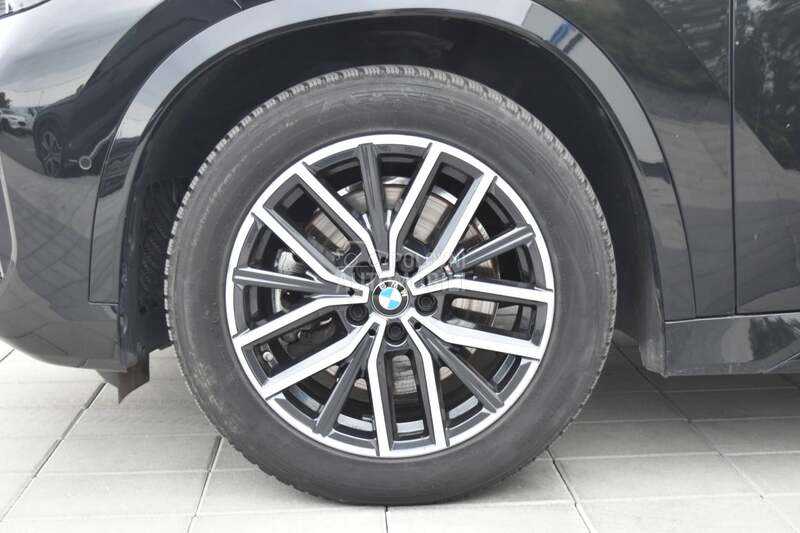 BMW X1 23i xDrive M Paket