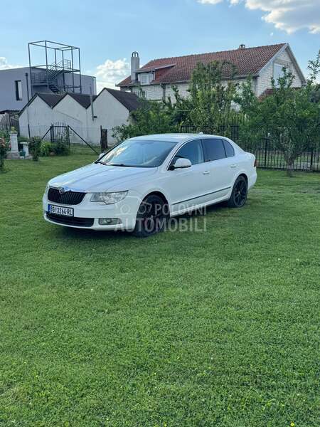 Škoda Superb 