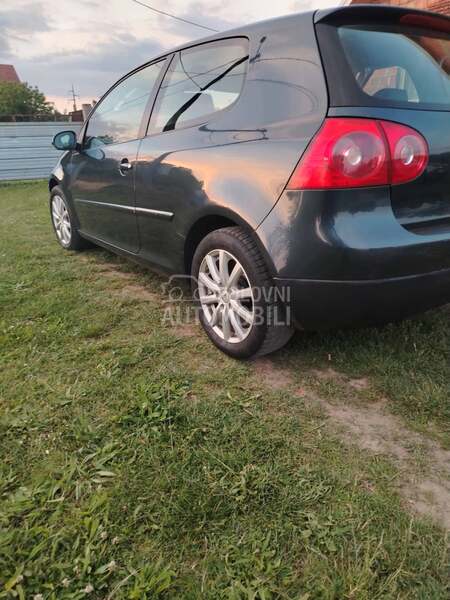Volkswagen Golf 5 reg 4 2027