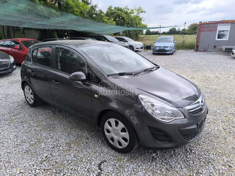 Opel Corsa D 1.3 cdti  N A V I