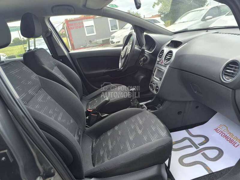 Opel Corsa D 1.3 cdti  N A V I