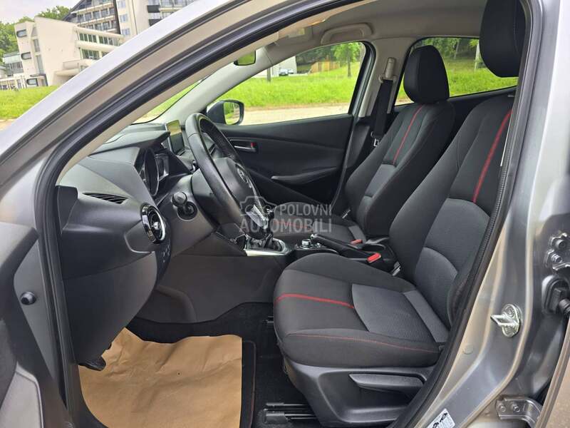 Mazda 2 1.5b Revolution Ch