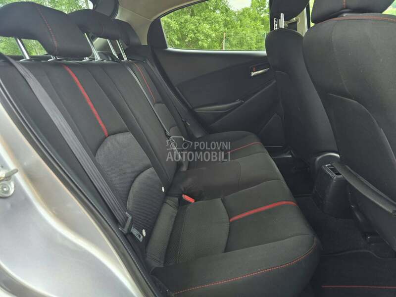 Mazda 2 1.5b Revolution Ch