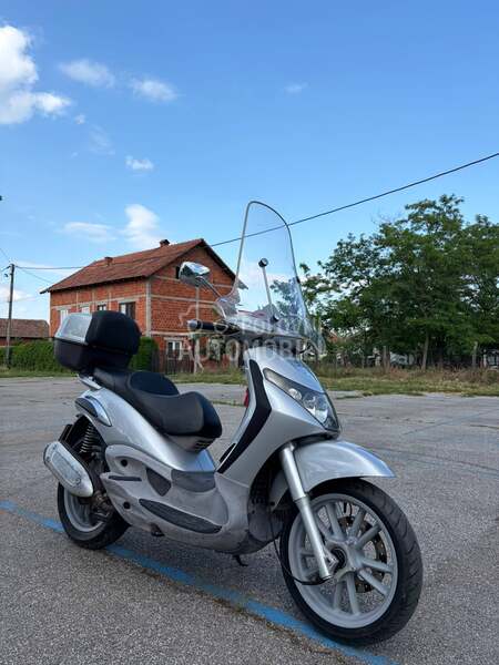 Piaggio Beverly 250 i.e.