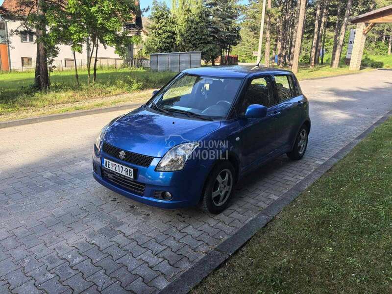 Suzuki Swift 