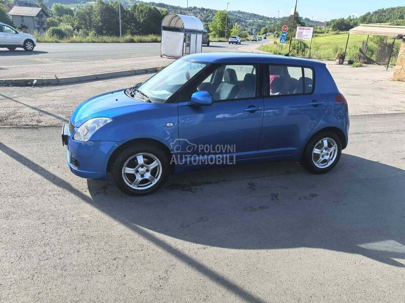Suzuki Swift 