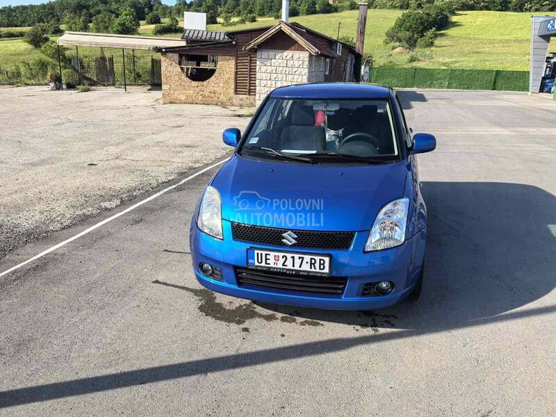 Suzuki Swift 