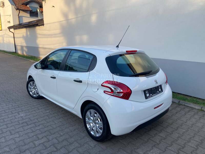 Peugeot 208 1.2