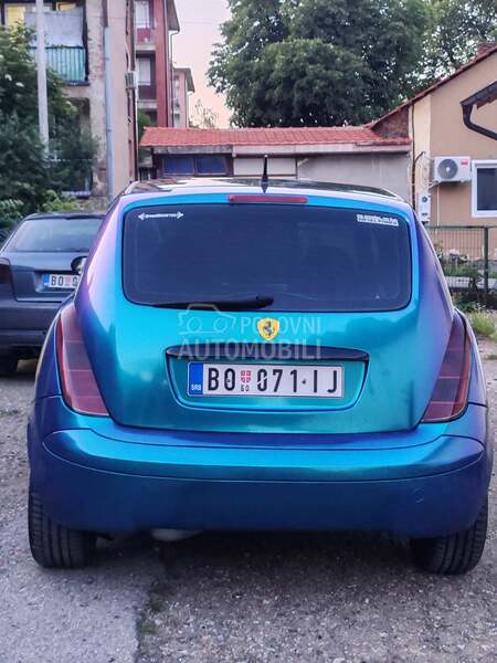 Lancia Ypsilon 
