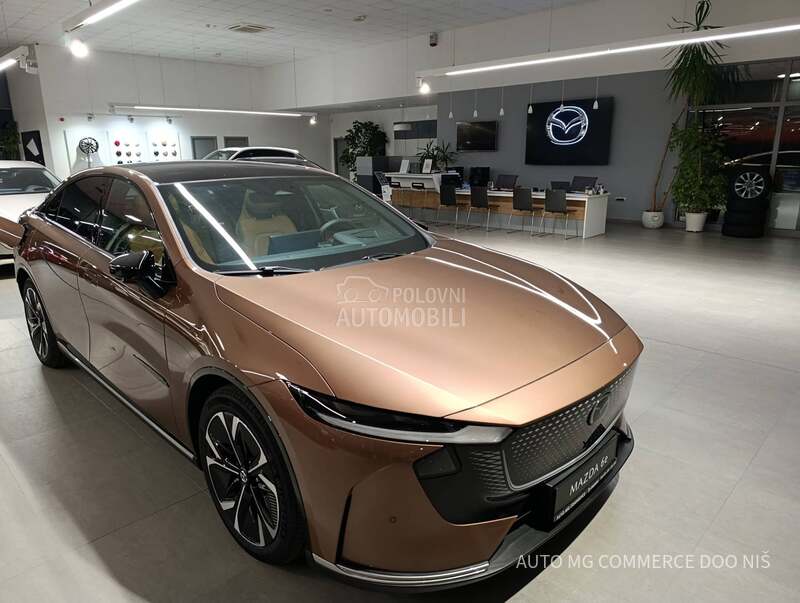 Mazda 6e TAKUMI PLUS