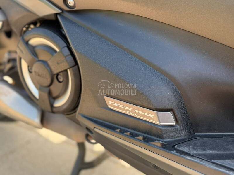 Yamaha T MAX TECH MAX