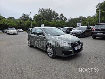 Volkswagen Golf 5 1.6