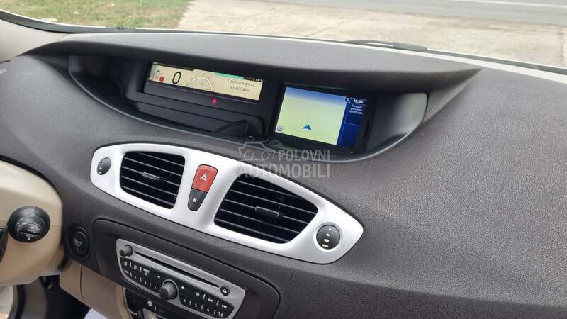 Renault Scenic P.A.N.O.R.A.M.A