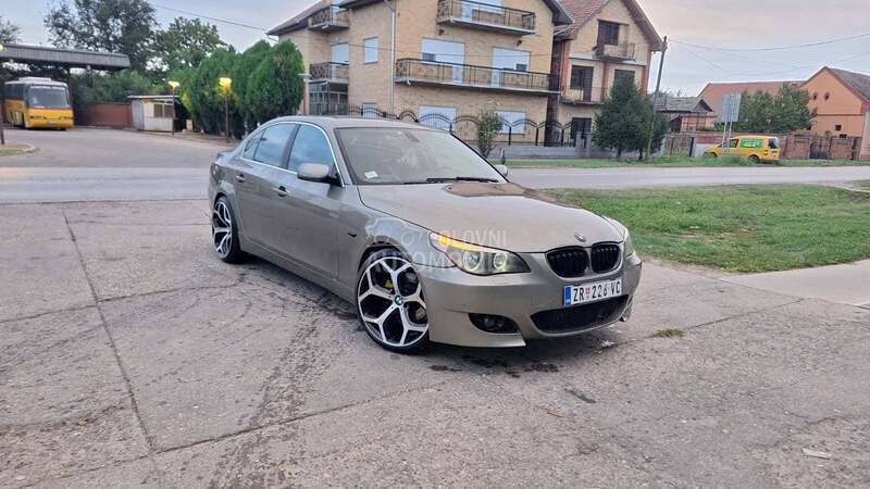 BMW 525 