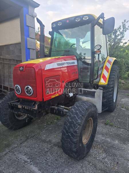Massey Ferguson MF6445