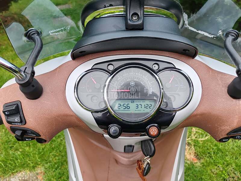 Piaggio Beverly
