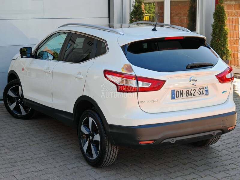 Nissan Qashqai 1.5 DCi/TEKNA/360
