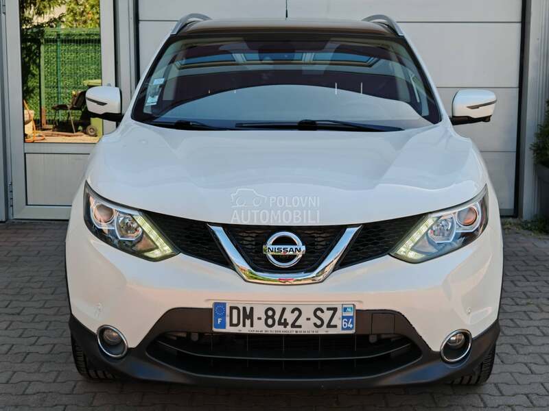Nissan Qashqai 1.5 DCi/TEKNA/360