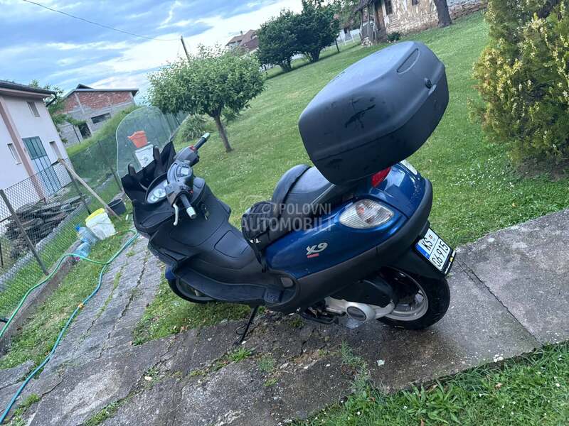 Piaggio X9