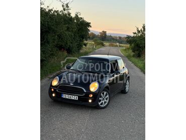 MINI One 