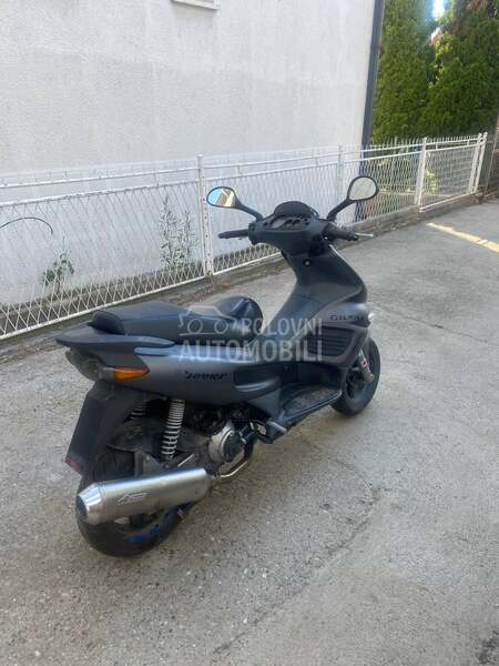 Gilera Runner