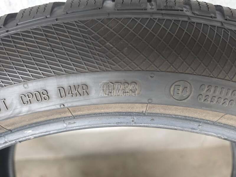 Continental 245/45 R20 Zimska