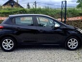 Peugeot 208 1.0b   LIKE