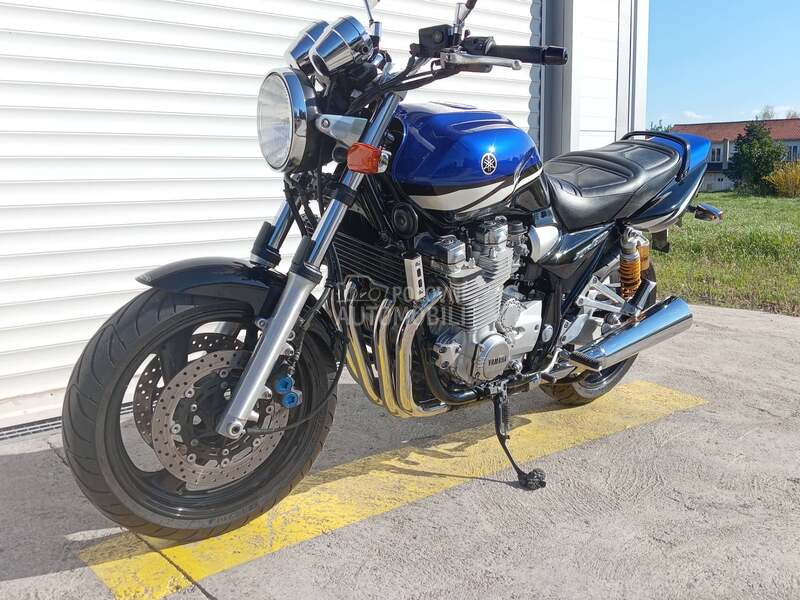 Yamaha Xjr