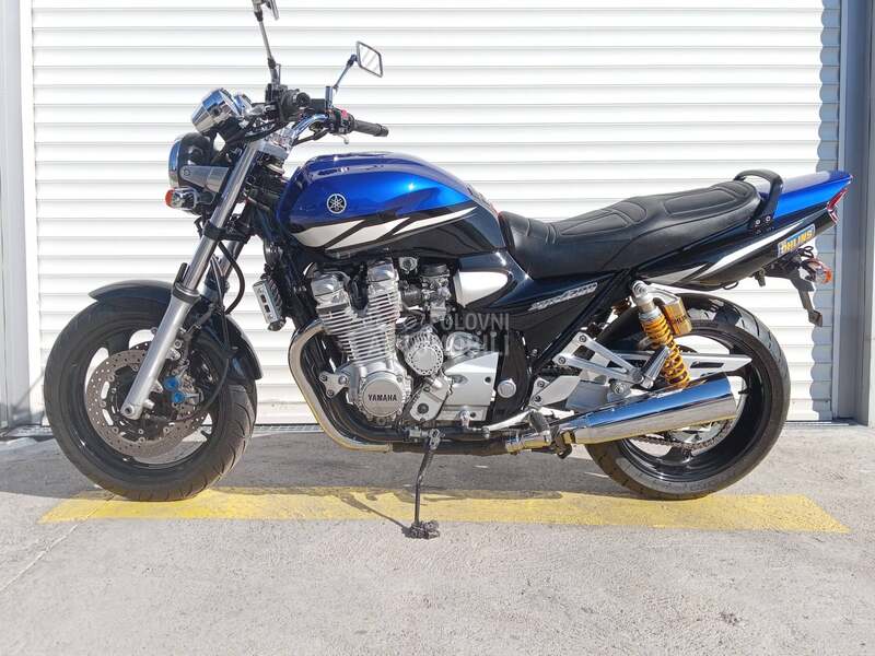 Yamaha Xjr