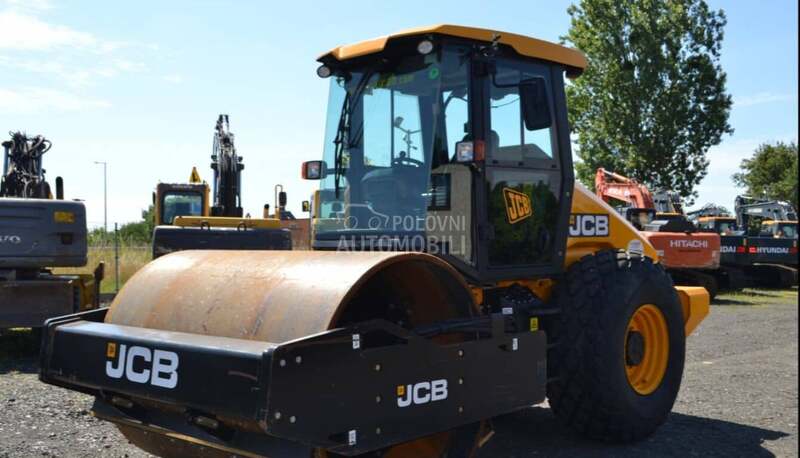 JCB / MOM3303