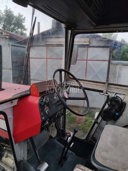 Massey Ferguson 595