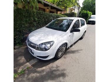 Opel Astra H 