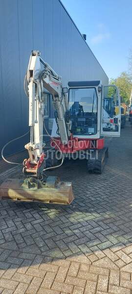Takeuchi TB138FR