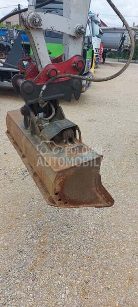 Takeuchi TB138FR