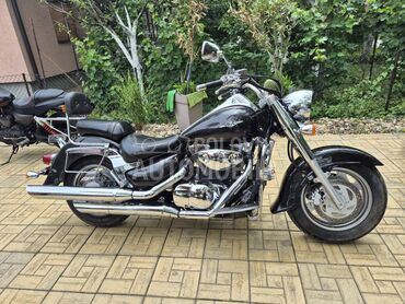 Suzuki c 1500 intruder