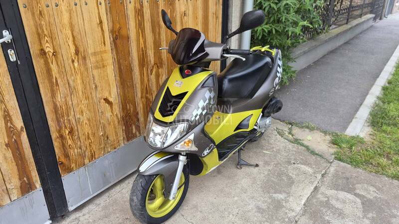 Kymco Super 9