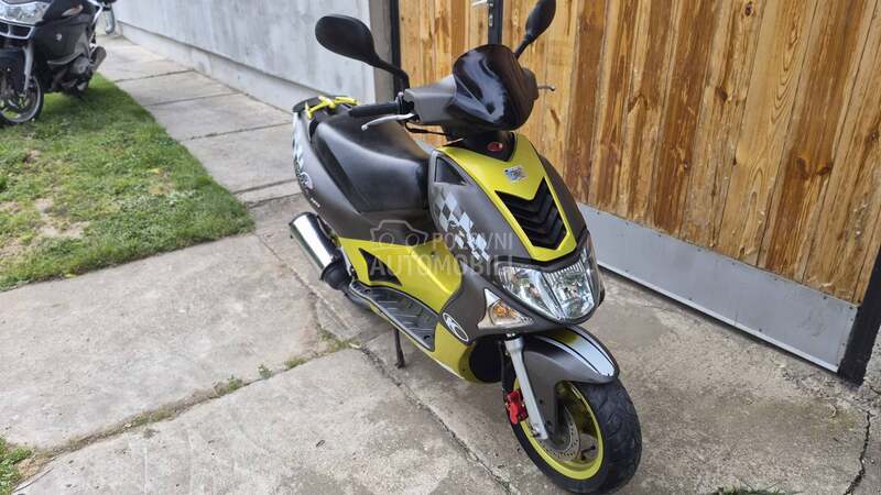 Kymco Super 9