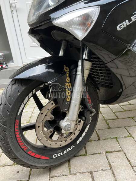 Gilera runner st 200