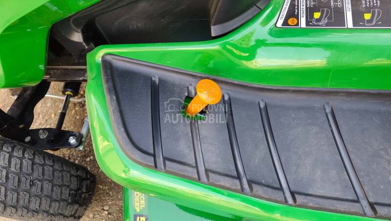 John Deere x590 NOVO