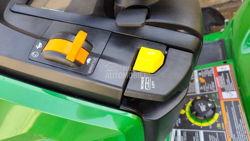 John Deere x590 NOVO