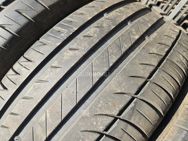 Michelin 215/45 R17 Letnja