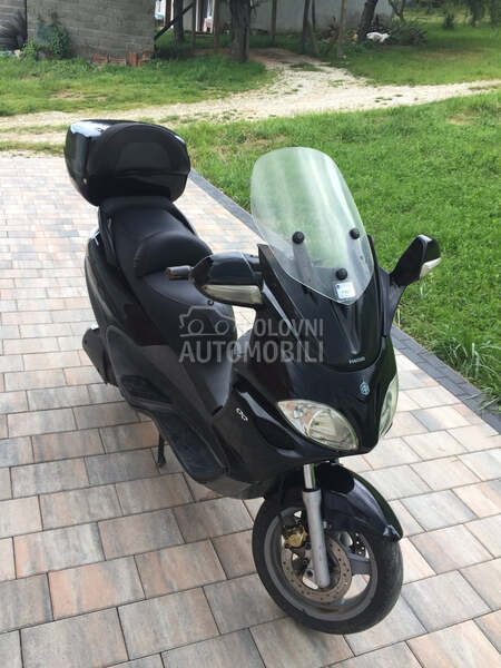 Piaggio x9 evolution