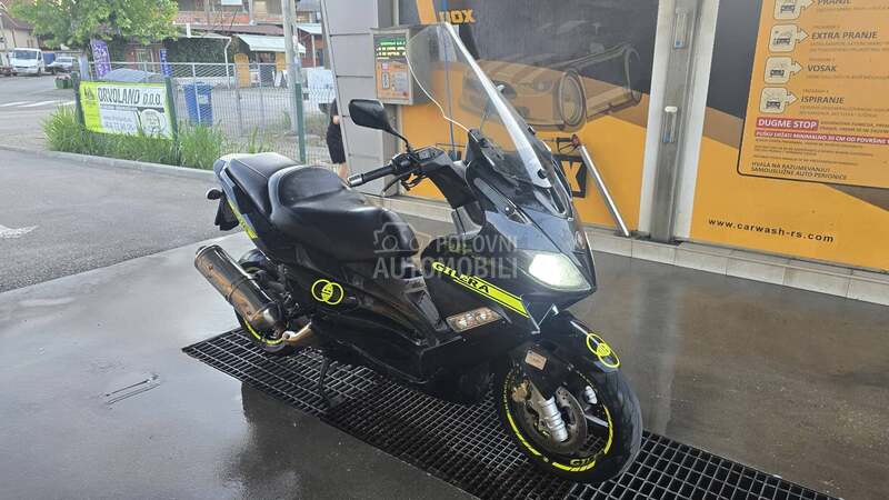 Gilera nexus