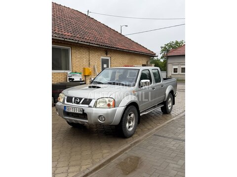 Nissan Navara 2.5