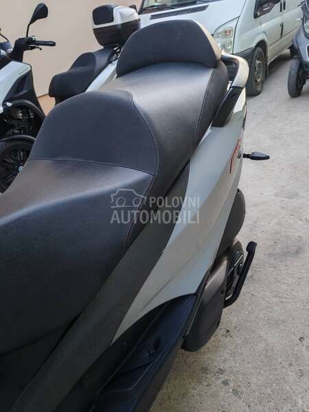 Piaggio MP3 500hpe