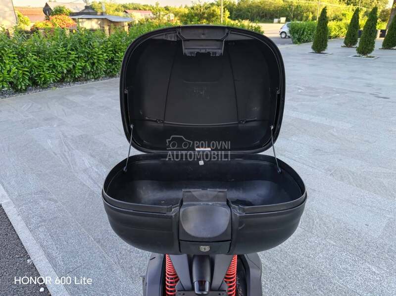 Piaggio MP3 sport