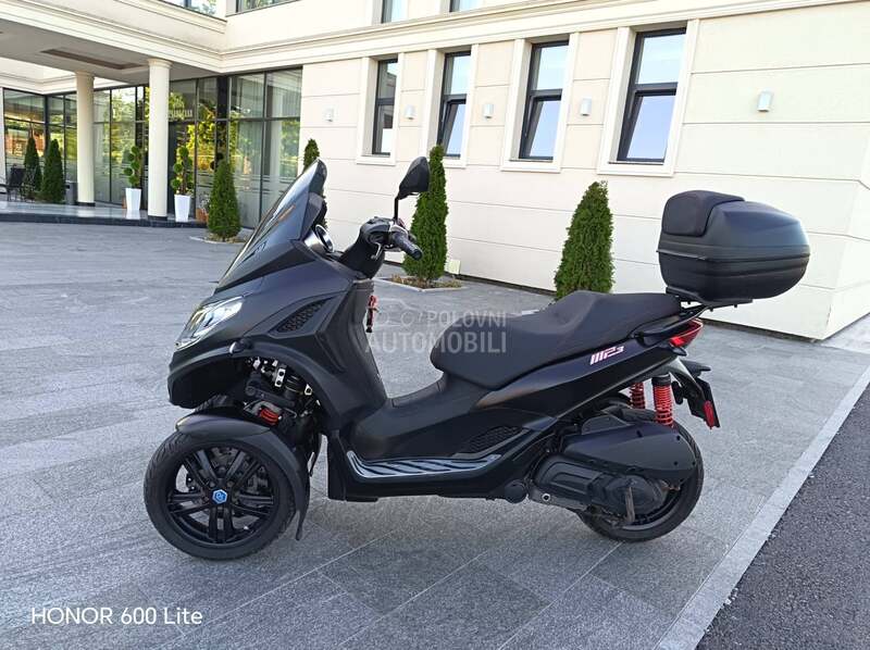 Piaggio MP3 sport