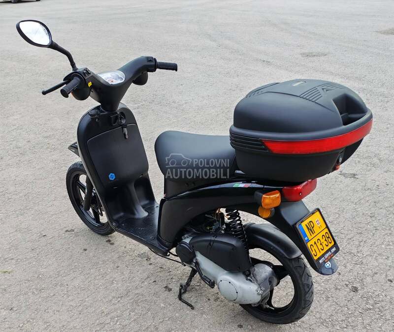 Piaggio Free