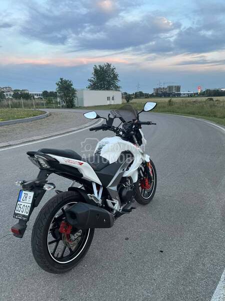 Kymco Visar 125