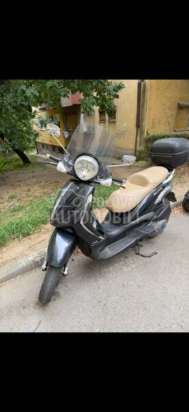 Piaggio tourer